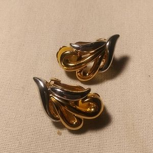Vintage Heart Gold/silver tone CLIP earrings